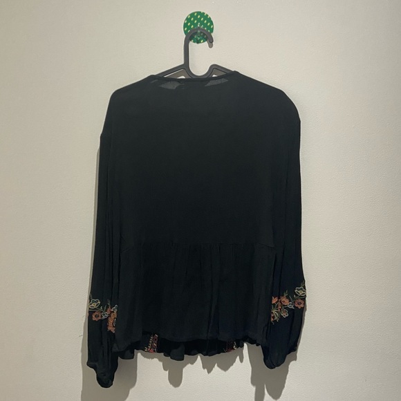 American Eagle Outfitters Embroidered Peasant Top - Picture 2 of 4